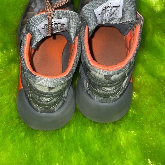 Nike Hyperdunk Camo - Picture 5 of 8